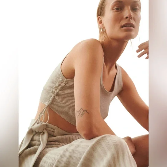 the knotty ones - organic cotton crop - drebul rib knit ruched - silver grey